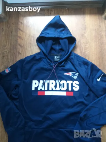 nike patriots - страхотно мъжко горнище КАТО НОВО Л, снимка 3 - Спортни дрехи, екипи - 47261693