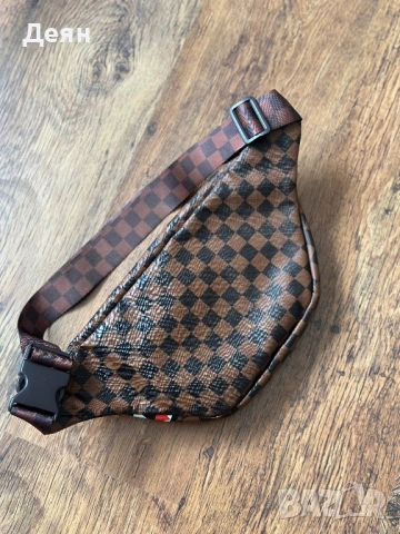 Sprayground чантичка, снимка 3 - Чанти - 53386269