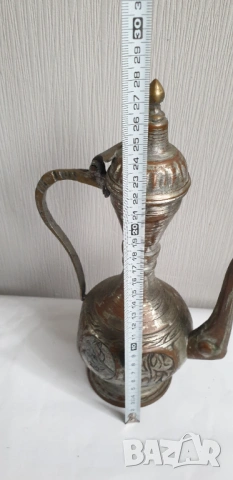 Стар бронзов ибрик, снимка 4 - Антикварни и старинни предмети - 54097299