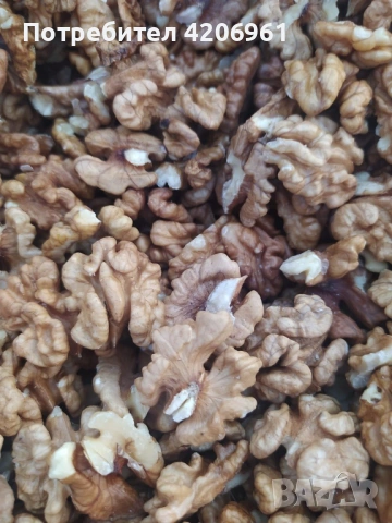 Продавам български орех на ядка 