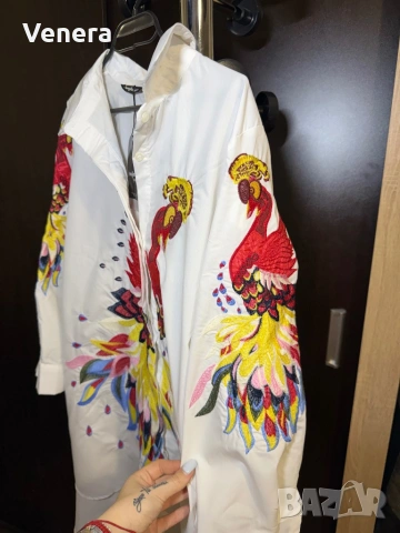 Рокля с етикет