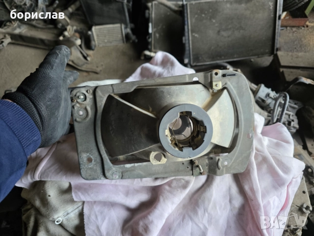Десен фар за Фолксваген джета , снимка 2 - Части - 52618720