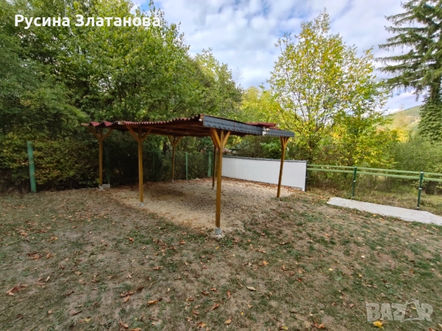 Продавам обзаведена двуетажна къща в с. Владо Тричков, снимка 11 - Къщи - 52330117