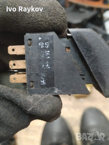 Бутон аварийни Opel Corsa B , 09164441, снимка 5 - Части - 53905605