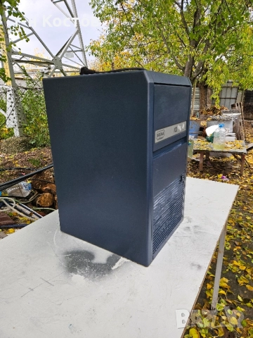 Ледогенератор на бучка 20кг. Цена 550лв., снимка 3 - Обзавеждане на кухня - 52343997