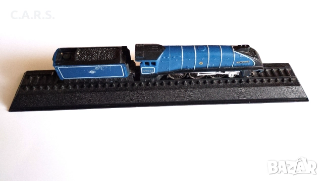 Локомотив Amercom Class A4 “60022 Mallard” UK 1938, снимка 4 - Колекции - 52650909