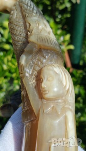 Фигура от Биволска Кост Жена със Дете Ръчна Изработка, снимка 12 - Декорация за дома - 45686258