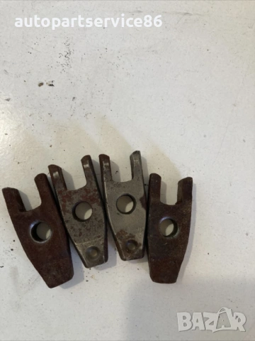 Комплект държачи на горивните инжектори 185HP за KIA Carnival 2.9 CRDi (2006–2012)