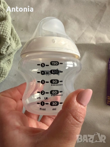 Tomme Tippee Шишета, снимка 2 - Прибори, съдове, шишета и биберони - 54023495