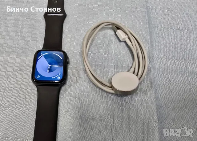 Apple Watch 6 44mm, снимка 1 - Смарт часовници - 48239309