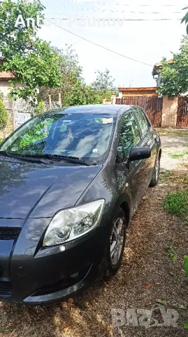 Toyota Auris 1.33, снимка 4 - Автомобили и джипове - 46850041