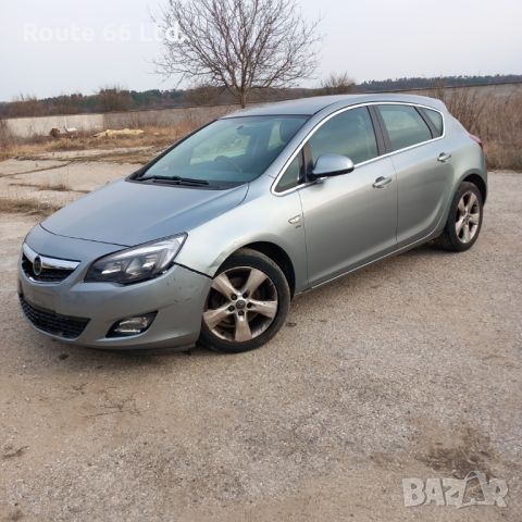 Опел Астра J 1,7 CDTI дизел 5-врати сива / Opel Astra J 5-door 1,7 A17DTR Silver 2012 на части, снимка 2 - Автомобили и джипове - 46705497