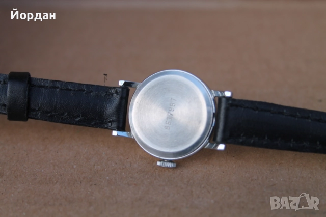 СССР дамски часовник ''Заря'' /21 камъка /, снимка 4 - Дамски - 52565174