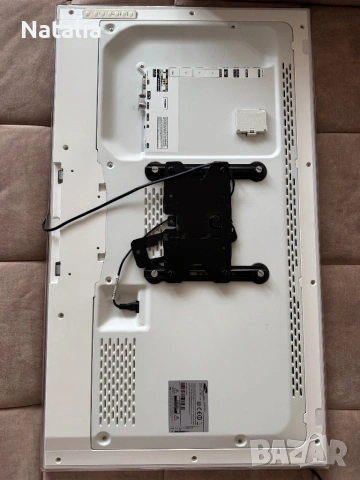 телевизор Samsung, модел UE40D6510WS, бял , снимка 4 - Телевизори - 54187615