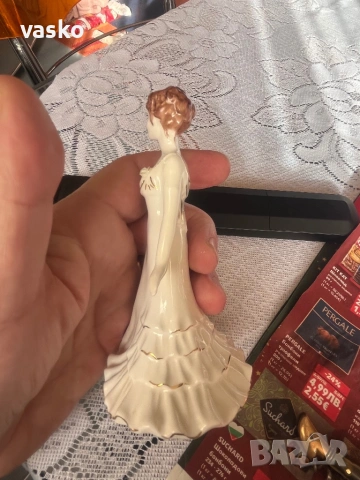 Фигурка COALPORT-13см, снимка 8 - Статуетки - 53218820