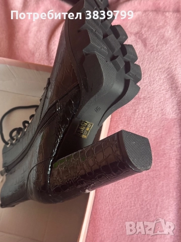 Зимни боти и ботуши, снимка 4 - Дамски боти - 52712866