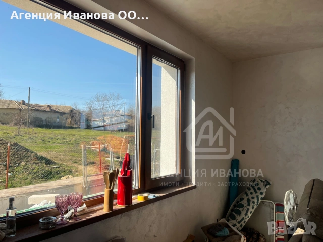 Обновена къща в с.Звезда, общ.Попово, снимка 12 - Къщи - 53794522