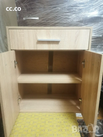 Скрин и нощно шкафче, снимка 3 - Скринове - 53357775