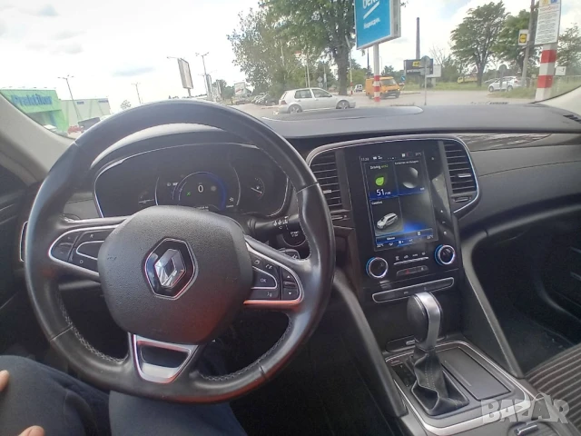 Renault Talisman Combi 1.6 AMT (150hp), снимка 9 - Автомобили и джипове - 50563971