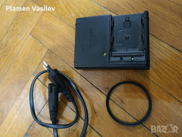 Фотоапарат Sony Alfa 57, снимка 11 - Фотоапарати - 54271134