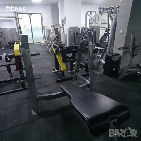 Лежанка за долна част на гърдите 