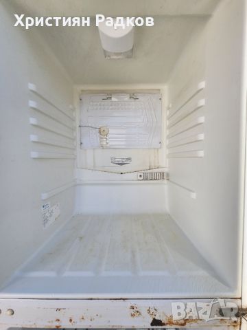 Хладилник с фризер, снимка 3 - Хладилници - 45102244