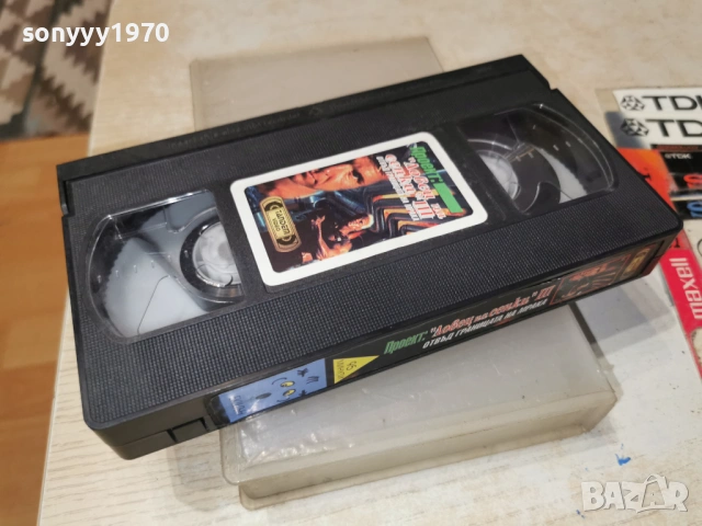 ЛОВЕЦ НА СЕНКИ 3-ORIGINAL VHS VIDEO TAPE 1502261700LCHERY1, снимка 2 - Други жанрове - 53485942
