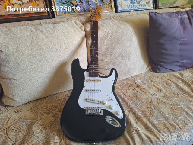Електрическа китара Squier, снимка 1 - Китари - 45483819
