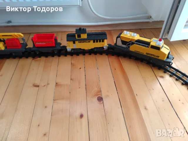 Влакче Caterpillar, снимка 3 - Влакчета, самолети, хеликоптери - 48366868