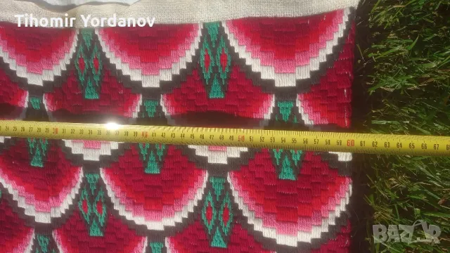 Бродирана възглавница -2 броя., снимка 2 - Антикварни и старинни предмети - 50302846