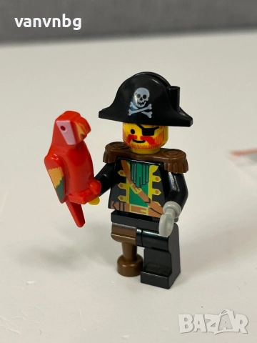 Lego Pirates Captain Red Beard 