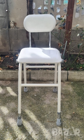 Стол за възрастни хора и инвалиди