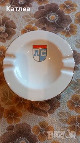 Пепелник Левски София , снимка 4 - Антикварни и старинни предмети - 53776222