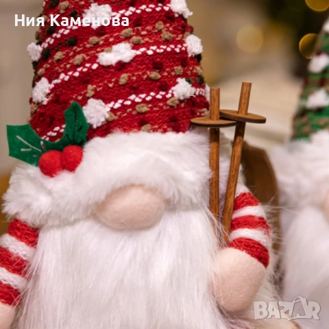 Светеща коледна играчка – Декорация с LED осветление и плетена шапка, снимка 2 - Декорация за дома - 52643617