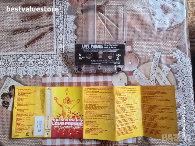 Love Parade Music Is The Key '99 Compilation Аудиокасета, снимка 4 - Аудио касети - 50566430
