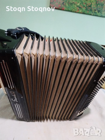 Акордеон Скандали 120баса, снимка 3 - Акордеони - 53933705