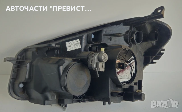 Десен фар за Нисан Кашкай J10 Nissan Navara D40 (2010г-2014г), снимка 2 - Части - 51068297