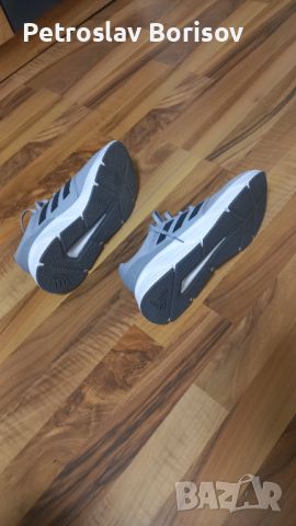 Спортни обувки Adidas , снимка 4 - Маратонки - 45103420