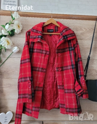 Червено палто пепид PETROFF DONNA , снимка 9 - Палта, манта - 51795828