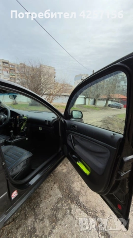 Продава се!Обслужен автомобил,без належащи проблеми.Тиха работа на двигателя., снимка 4 - Автомобили и джипове - 53477449