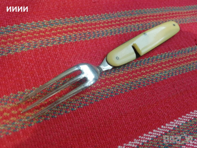 Сгъваема вилица слонова кост , снимка 3 - Антикварни и старинни предмети - 53336293