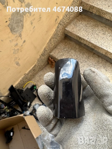 Малката неподвижна част на външната дръжка на врата на Range Rover Evoque само за 30лв. BJ32-224A44