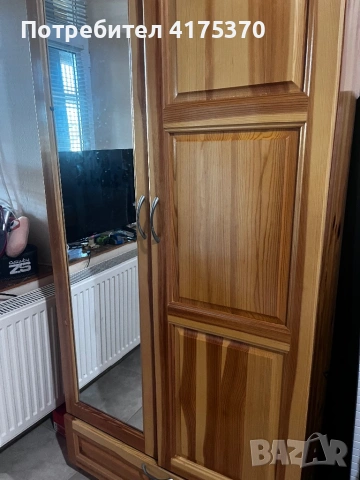 2 бр легла с гардероб 