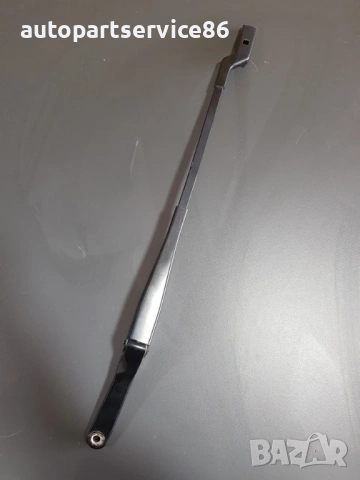 Предна дясна ръкохватка на чистачка за Peugeot 308 1.6 бензин (2007-2012) 9680477280