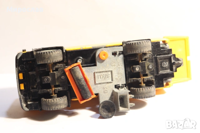 1/55 ?? SIKU MERCEDES BENZ КАМИОН ИГРАЧКА КОЛИЧКА МОДЕЛ КОМУНАЛНИ ДЕЙНОСТИ, снимка 6 - Колекции - 53163927