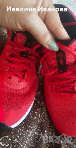 Дамски маратонки Nike EUR 38.5 , снимка 4 - Маратонки - 46245903