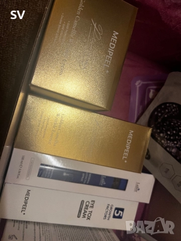 Спешно Medi peel корейска козметика комплект, снимка 2 - Комплекти и лотове - 52620577