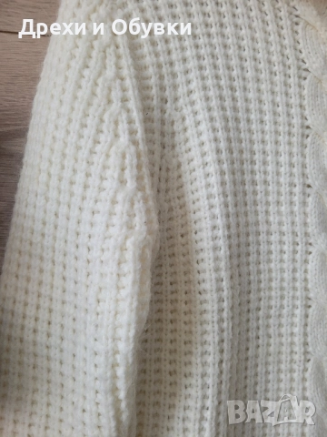 Пуловер вълна , снимка 3 - Блузи с дълъг ръкав и пуловери - 51670550