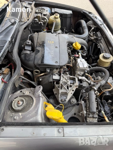 Рено Меган комби, снимка 13 - Автомобили и джипове - 53692987