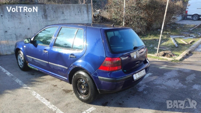 VW Golf 4 1.4 бензин, снимка 6 - Автомобили и джипове - 53332529
